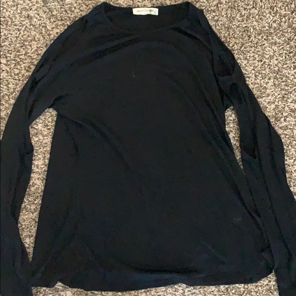 Black large long sleeve shirt w/ holes on shoulder